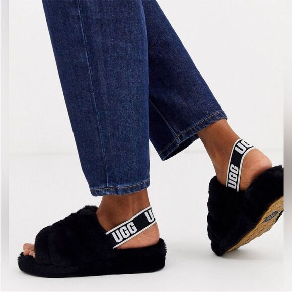 UGG Fluff Yeah Slide Sandal in Black 10 - Picture 1 of 12